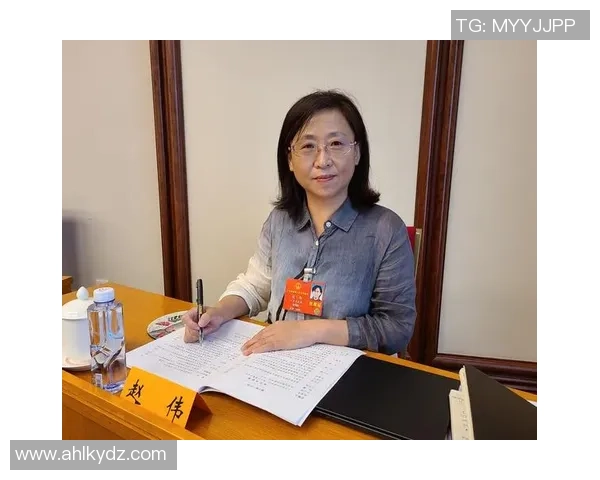 专访赵伟:深入探讨足球成功背后的秘诀与策略 专访赵伟:深入探讨足球成功背后的秘诀与策略